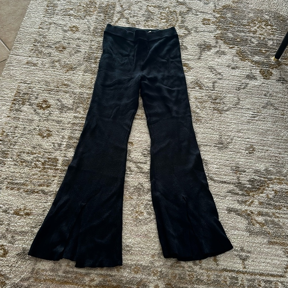 Abercrombie ribbed lounge pants with lower leg slit in front